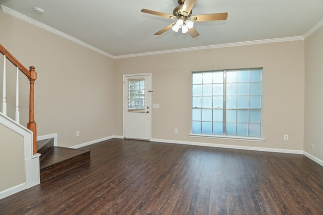 Foto del edificio - 2930 Grants Lake Blvd