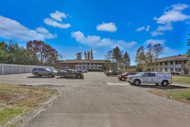 Foto del edificio - 6001 E Viking Blvd