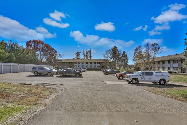 Building Photo - 6001 E Viking Blvd