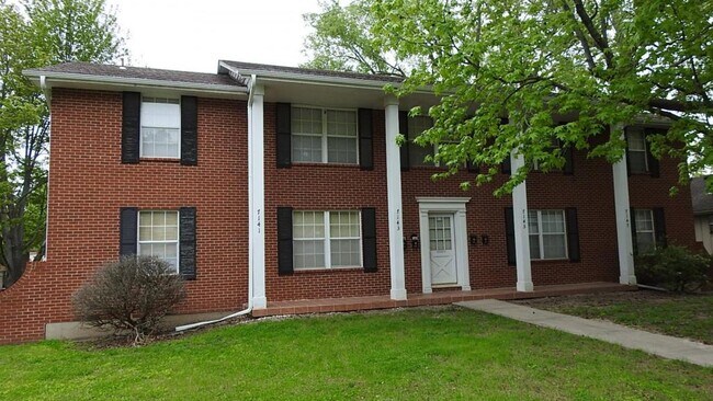 Foto del edificio - 7145 Sterling Avenue