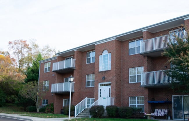 Foto del edificio - Kent Crossing Apartments