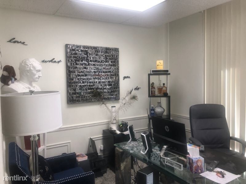 Foto principal - 74-710 CA-111