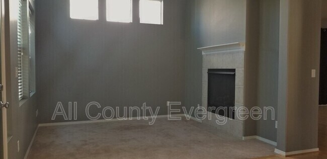 Foto del edificio - 914 67th St SE