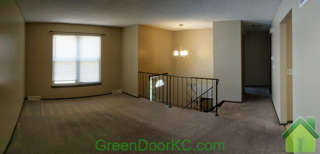 Foto del edificio - 825 S Lindenwood Dr