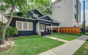 Building Photo - 1511 Truxillo St