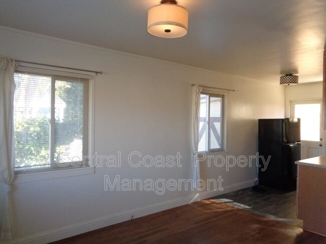 Building Photo - 415 17th St