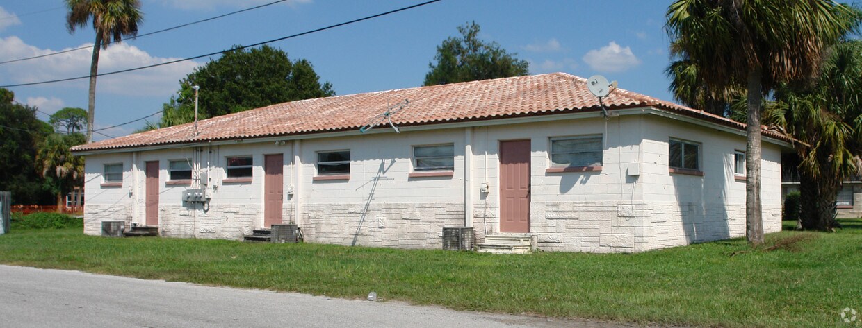 Building Photo - 5307-5321 Avery Rd