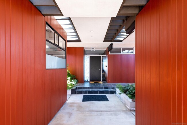 Foto del edificio - 2614 Costebelle Dr