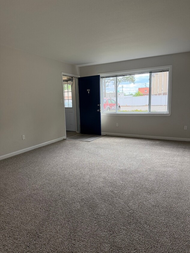 Photo - 2412 Azalea Garden Rd (Norfolk, VA)