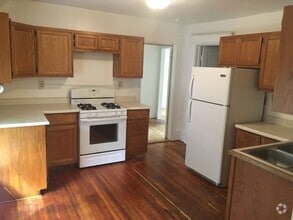 Building Photo - 1214 E Mifflin St