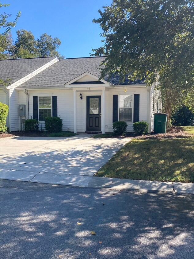 116 Amity Ln Unit 116, Aiken, SC 29803 Condo for Rent in Aiken, SC