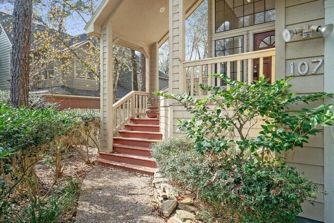 Foto del edificio - 107 E Trace Creek Dr