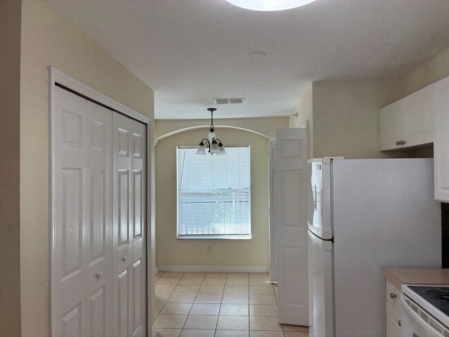 Foto del edificio - 2607 Emerald Lake Ct