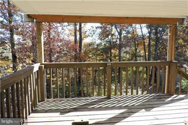 Foto del edificio - 158 Country Park Dr