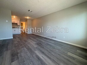 Building Photo - 1207 Kelso St