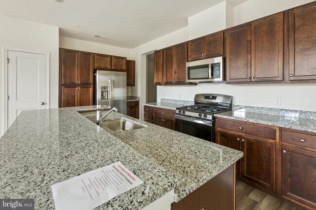 Foto del edificio - 228 Park Ln