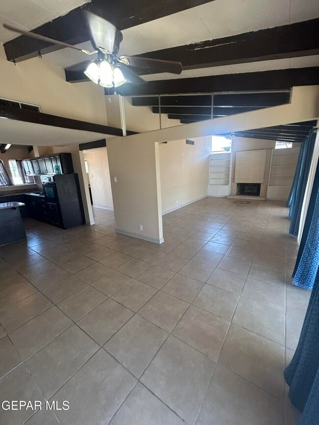 Foto del edificio - 212 Crestmont Dr