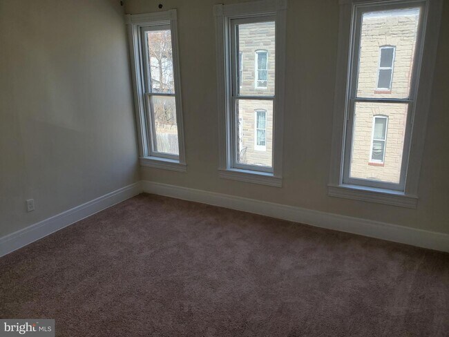Building Photo - 2023 Wilhelm St