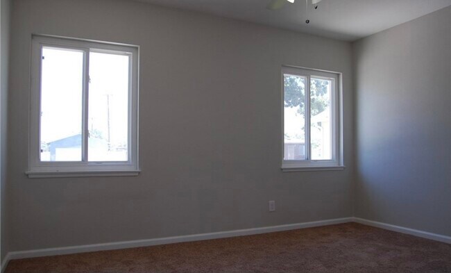 Building Photo - 1512 Lombard Dr