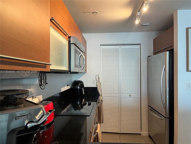 Foto del edificio - 253 NE 2nd St