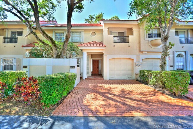 Foto del edificio - 6884 SW 89th Terrace