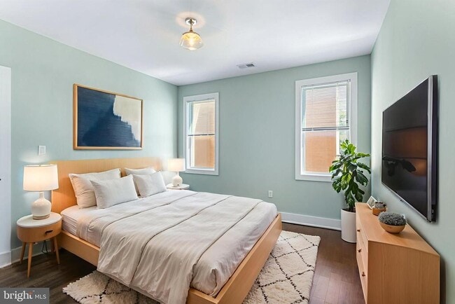 Building Photo - 1219 K St NE