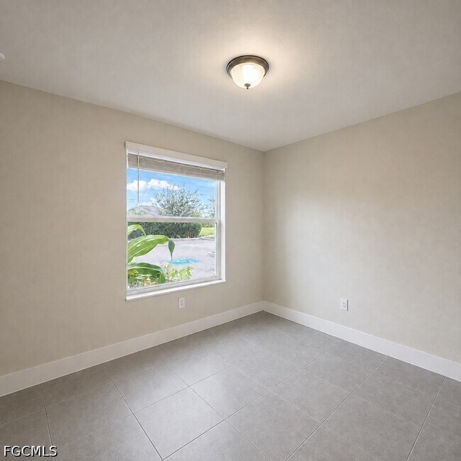 Foto del edificio - 3313 SW 8th Pl
