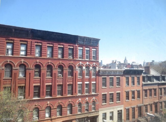 Building Photo - 1 br, 1 bath House - 32 King St