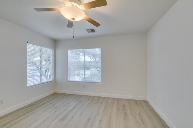 Foto del edificio - 437 Palegold St