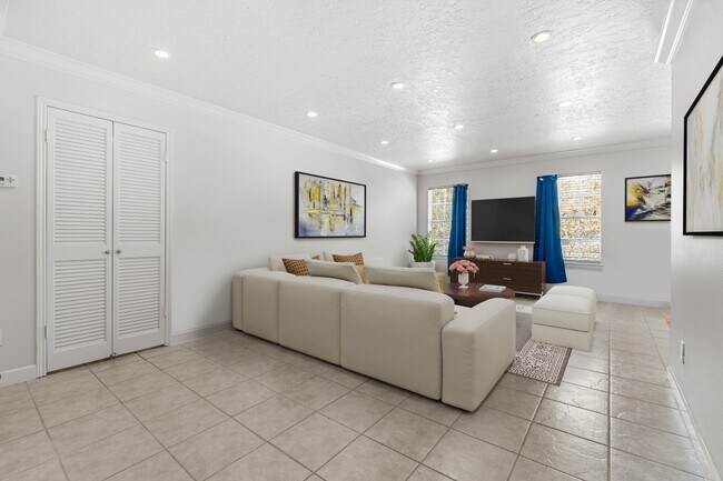 Foto del edificio - 357 N Post Oak Ln