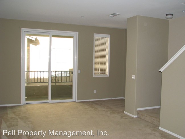 Building Photo - 8794 Dawn Ct