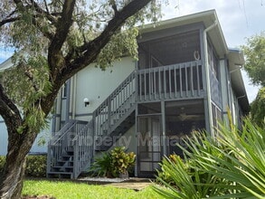 Building Photo - 8228 SE Croft Cir