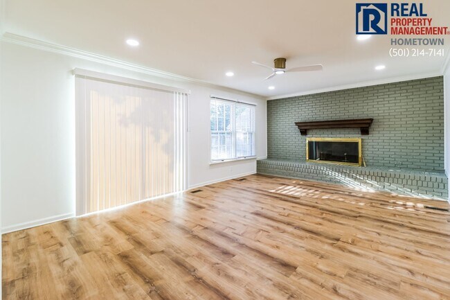 Building Photo - 130 Valley Club Cir