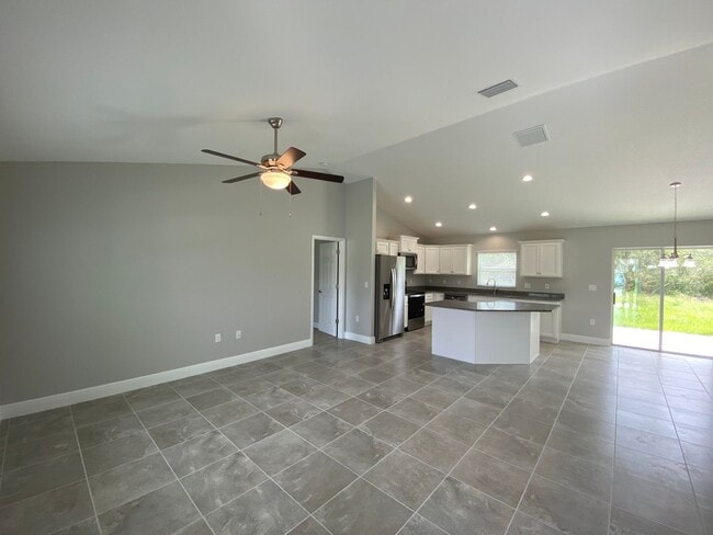 Building Photo - 14780 SW 27 Ct Rd