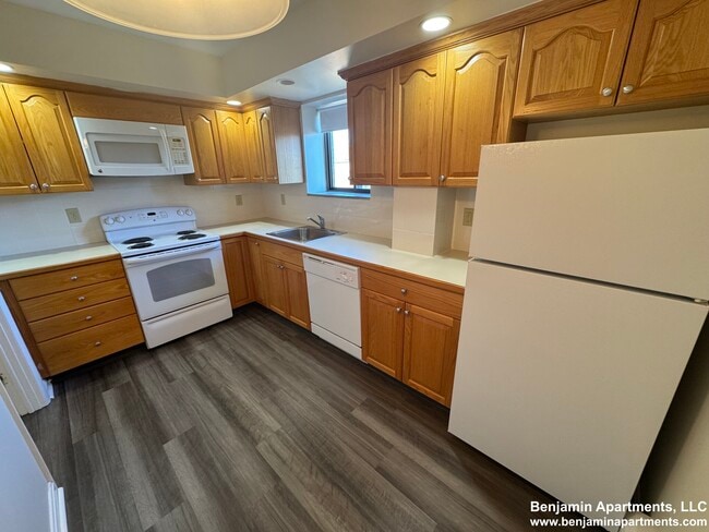 Building Photo - 375 Massachusetts Ave