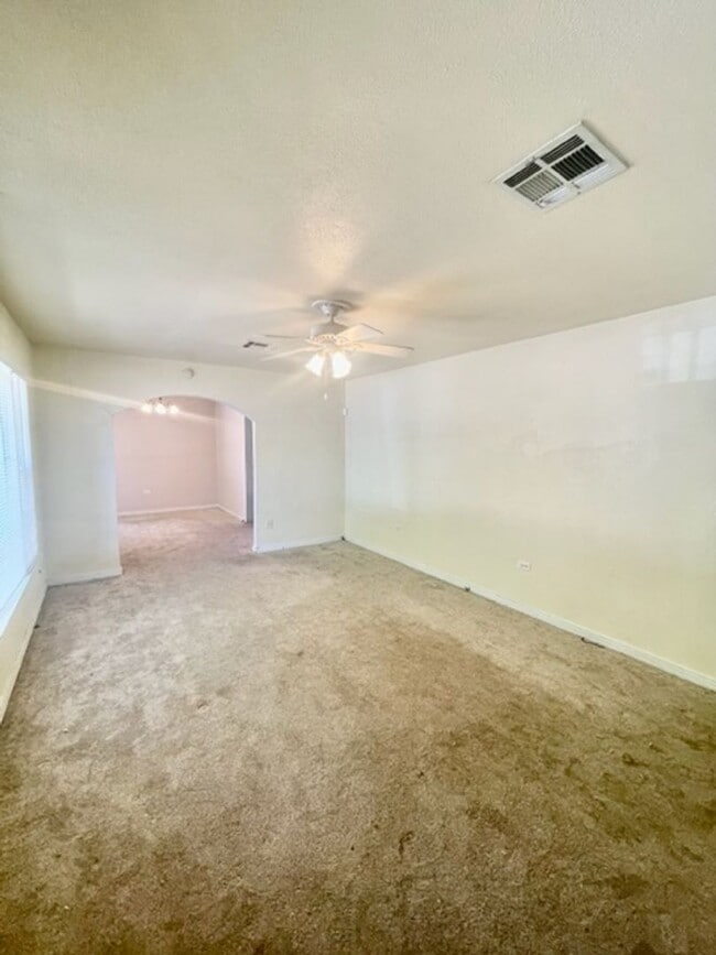Building Photo - 3716 Parkwood St