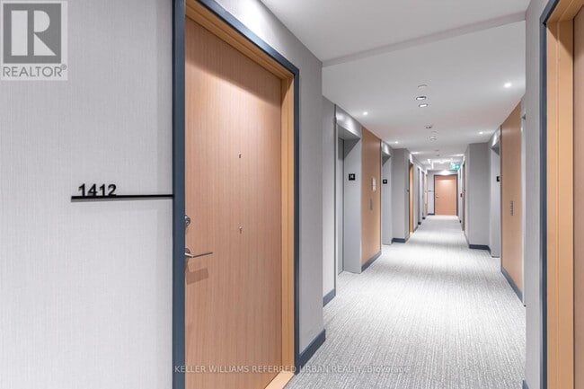 Building Photo - 395 Square One Dr