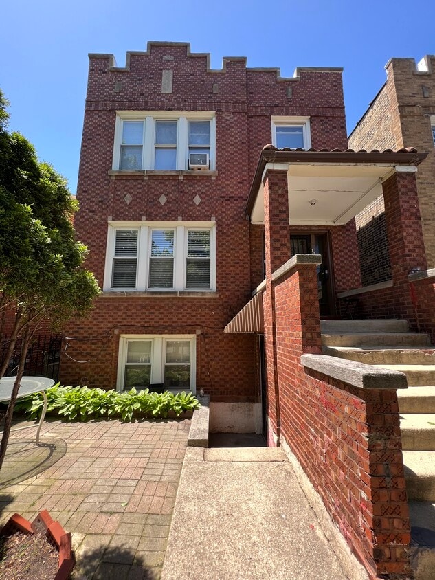 Primary Photo - 3412 S Wallace St