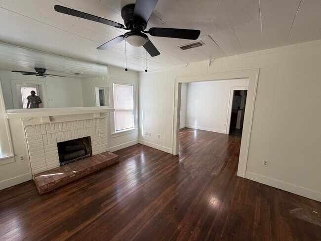 Foto del edificio - 2220 16th St