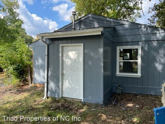 Building Photo - 3 br, 1 bath House - 1516 Graves Ave