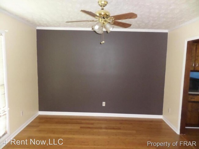 Foto del edificio - 5859 Pettigrew Dr