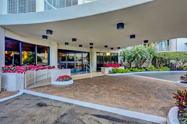 Foto del edificio - 3000 N Ocean Dr