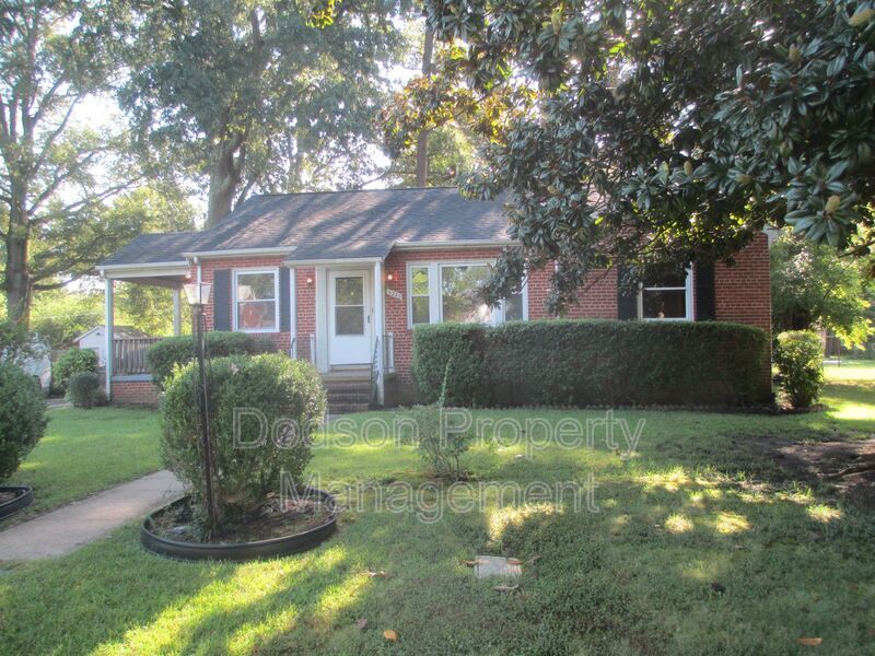 Primary Photo - 5225 Weatherford Rd