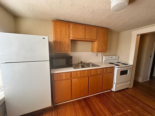 Foto del edificio - 731 Deans Row Ave