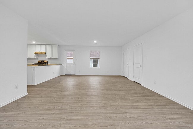 Building Photo - 9206 Selene Pl