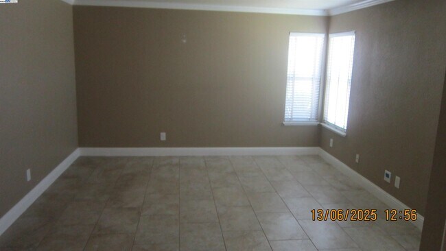 Foto del edificio - 1361 Seventh St