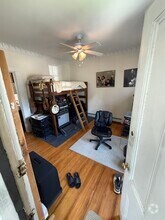 Building Photo - 13 N Park St