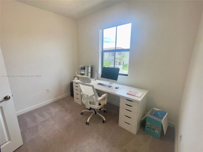 Foto del edificio - 10005 SW 228th Terrace