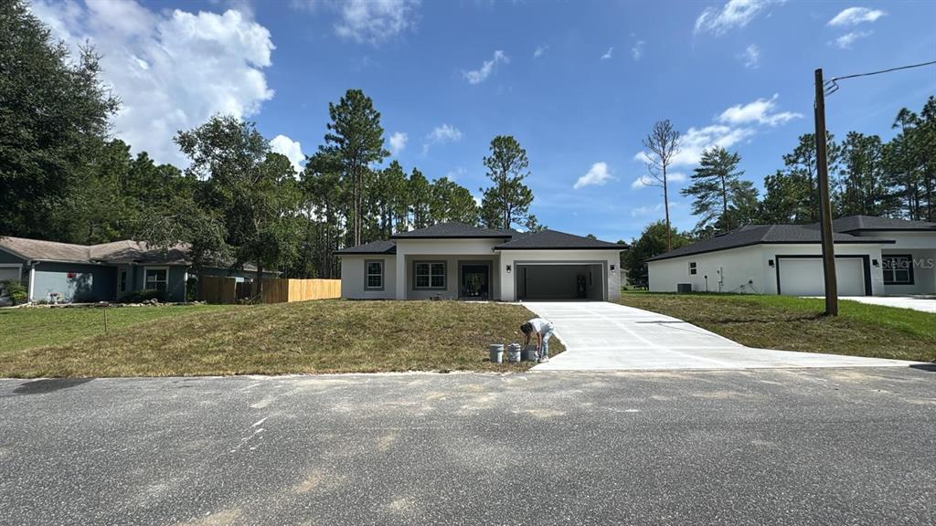 Foto principal - 1481 W Landmark Dr