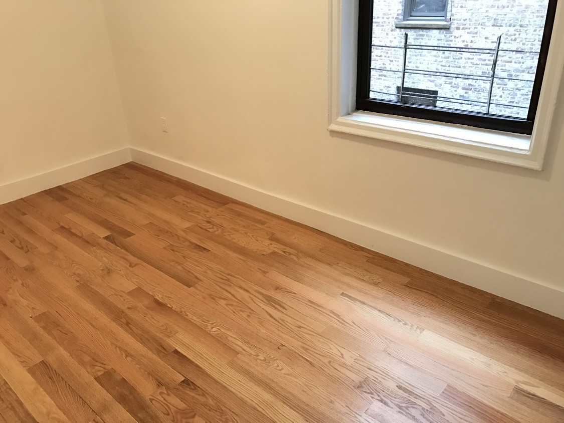 Foto principal - 128 Linden Blvd